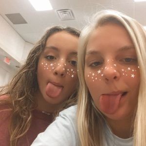 Meet your Posher, Emma